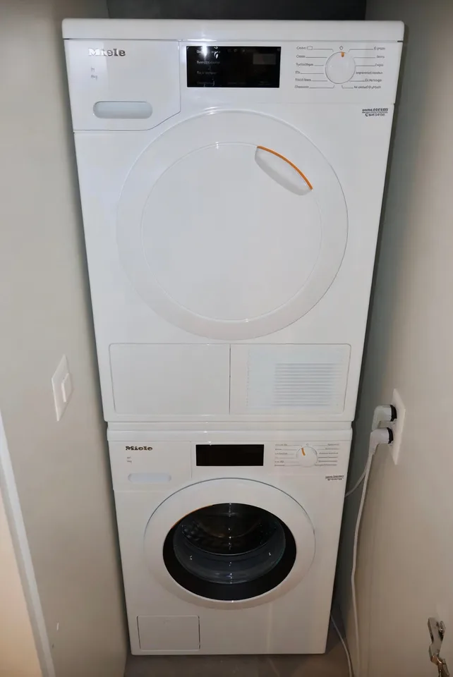 Takeover of lease 4.5-room apartment, 106 m² with 2 parking spaces