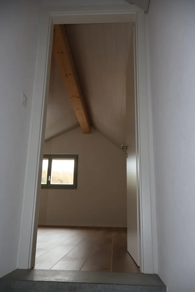 Takeover of lease 4.5-room apartment, 106 m² with 2 parking spaces