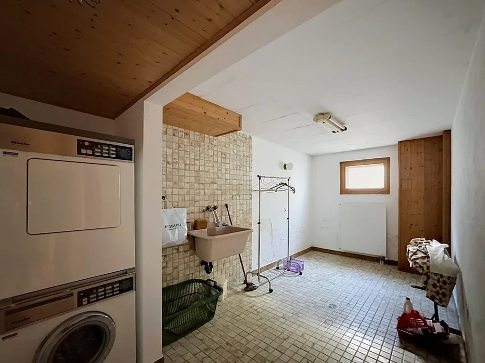 Grimisuat – Villa di 5,5 locali di 255 m² su un terreno di 830 m² con garage e posti auto