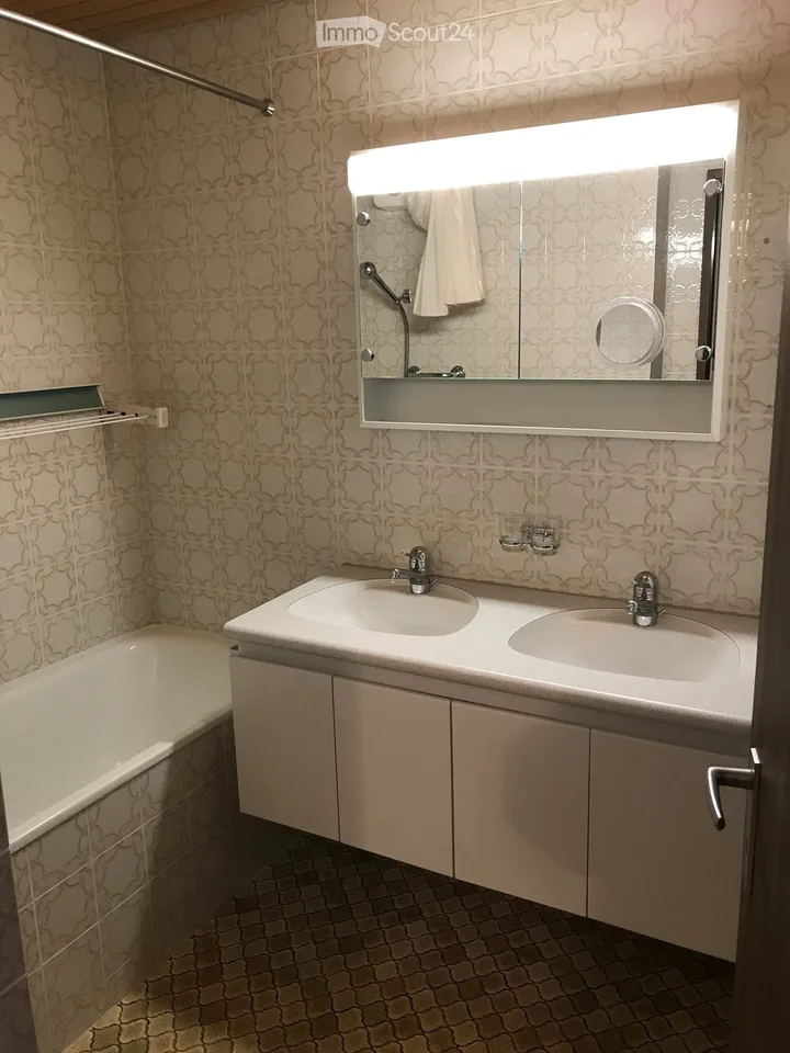 3 1/2 - Zimmer - Dachwohnung