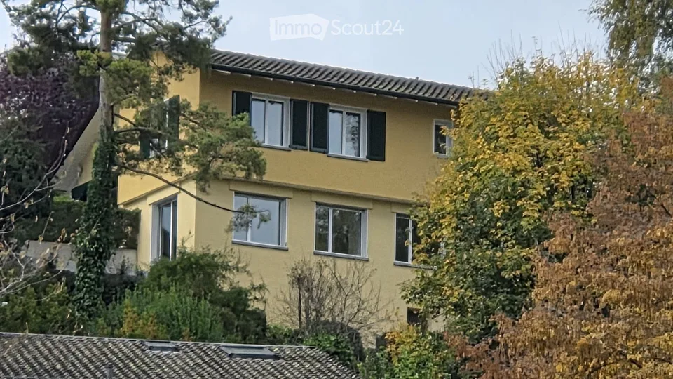 Charmantes 5.5-Zimmer-Einfamilienhaus mit Garten in Langnau am Albis