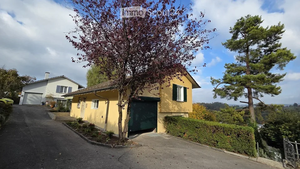 Charmantes 5.5-Zimmer-Einfamilienhaus mit Garten in Langnau am Albis