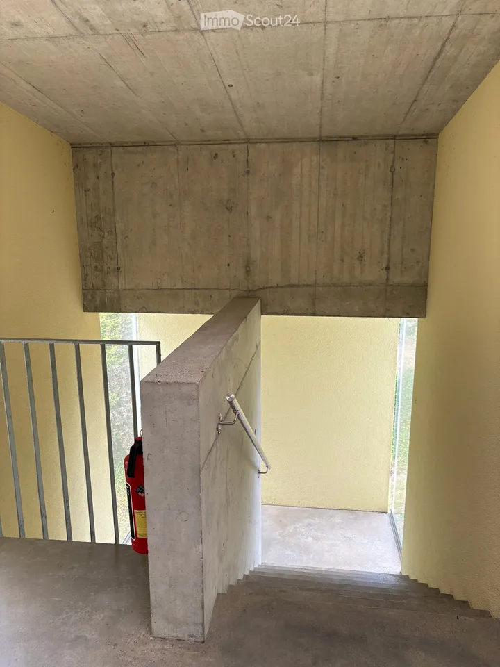 Spacious sunny and quiet apartment for 2 to 4 people