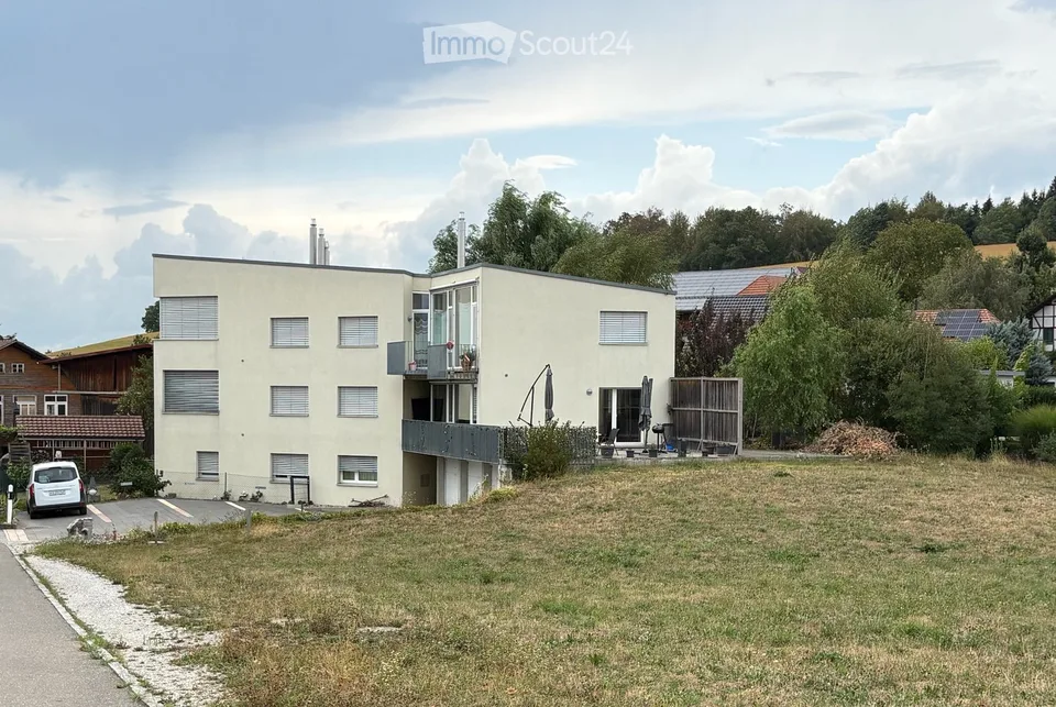 Spacious sunny and quiet apartment for 2 to 4 people