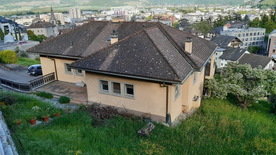 Villa 2 appartements proximité immédiate du centre de Monthey