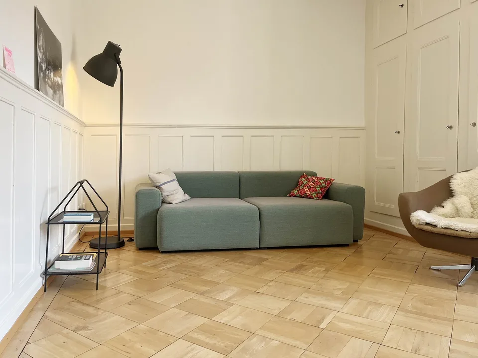 Schönes, möbliertes, helles Apartment (Untervermietung 6 Monate)