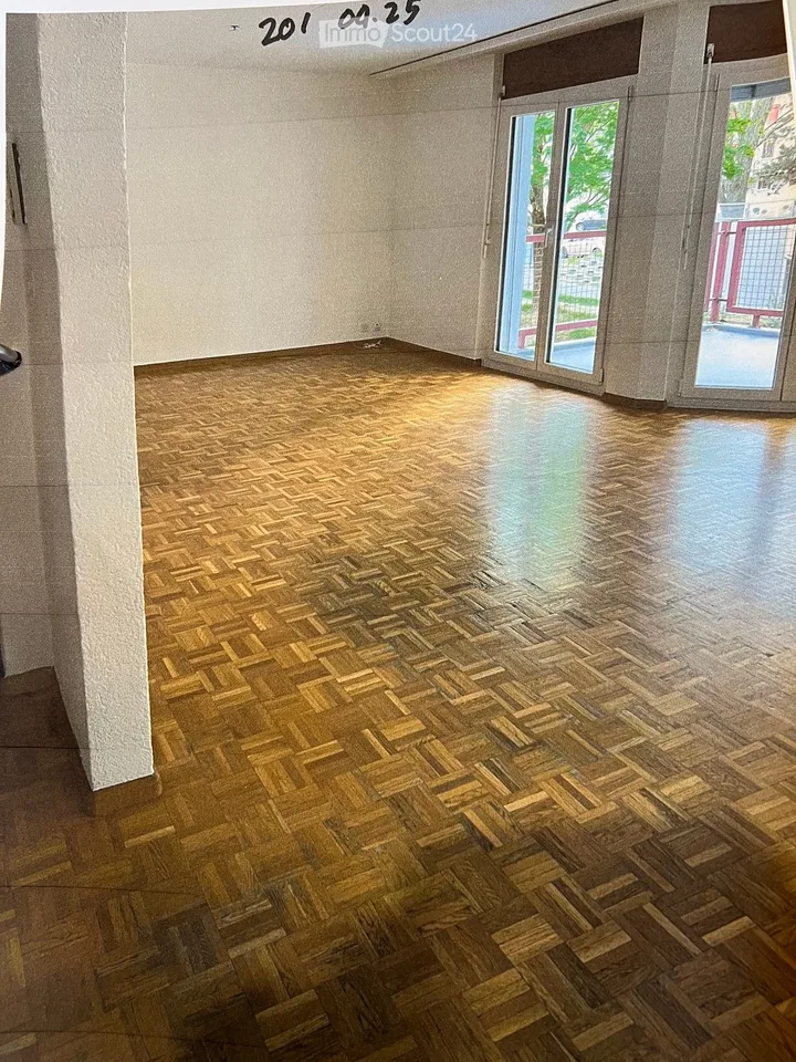 Helles 3.5-Zimmer-Wohnung in grüner Umgebung, nahe bei den Einrichtungen