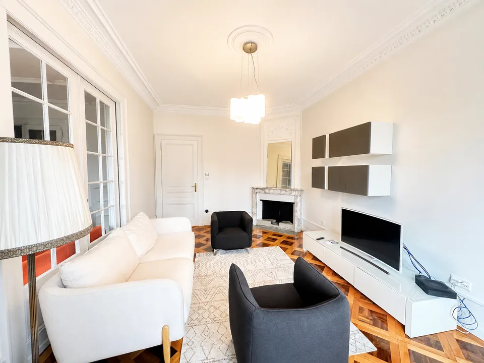 Bright 5.5-room apartment for rent – Rue de Lausanne, Geneva