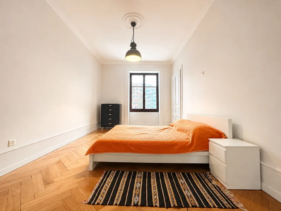 Bright 5.5-room apartment for rent – Rue de Lausanne, Geneva