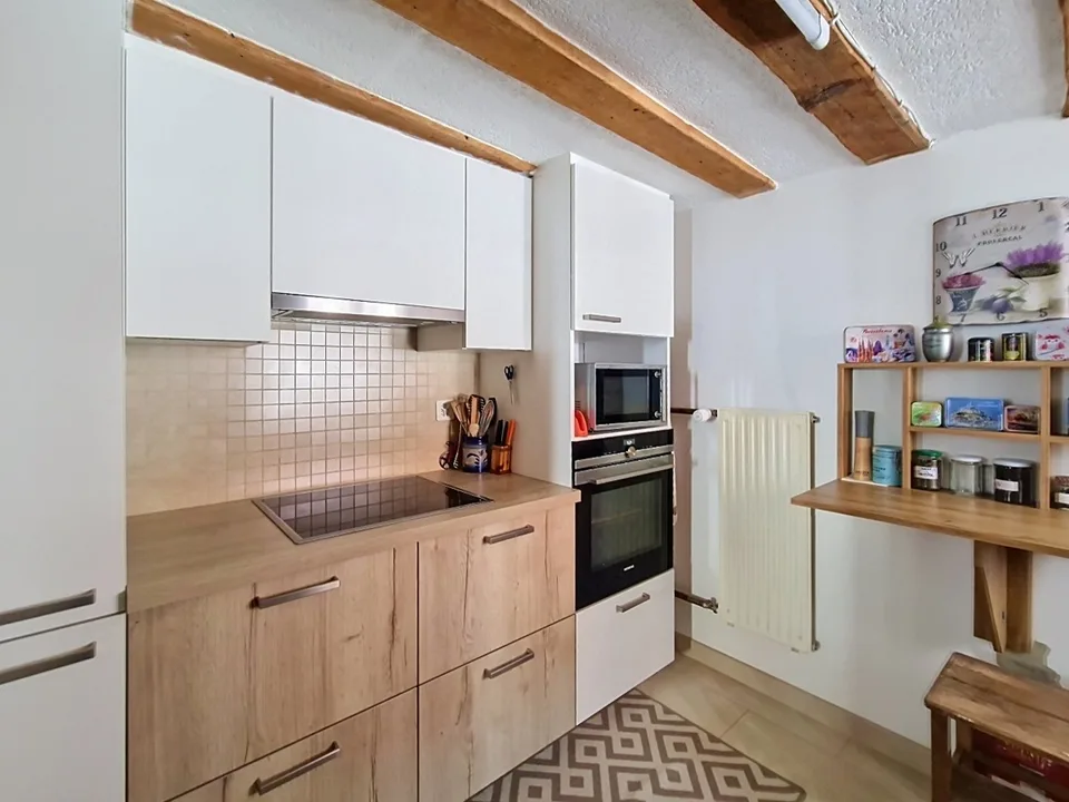 Grône, maison de 4.5 pièces de 151 m2 avec extérieures verdoyant et 2 places de parc – photo 6 sur 50