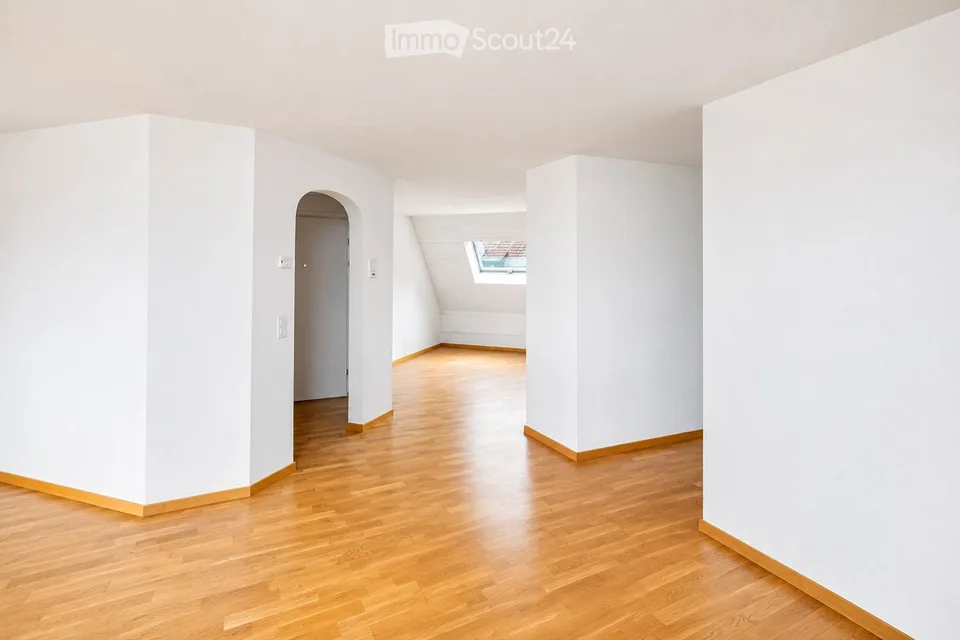 3.5 Zimmerwohnung mit Balkon und schöner Aussicht im Herzen Wetzikon sucht einen neuen Mieter!
