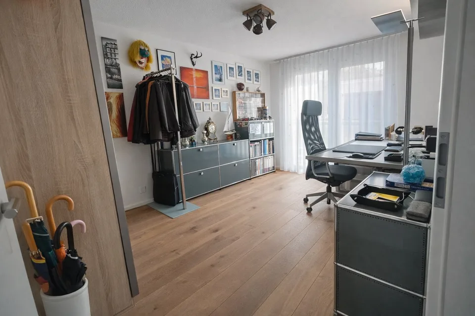 Moderne 4.5-Zimmer-Wohnung im Erdgeschoss in Konolfingen inkl. Doppeleinstellhallenplatz – Foto 10 von 20