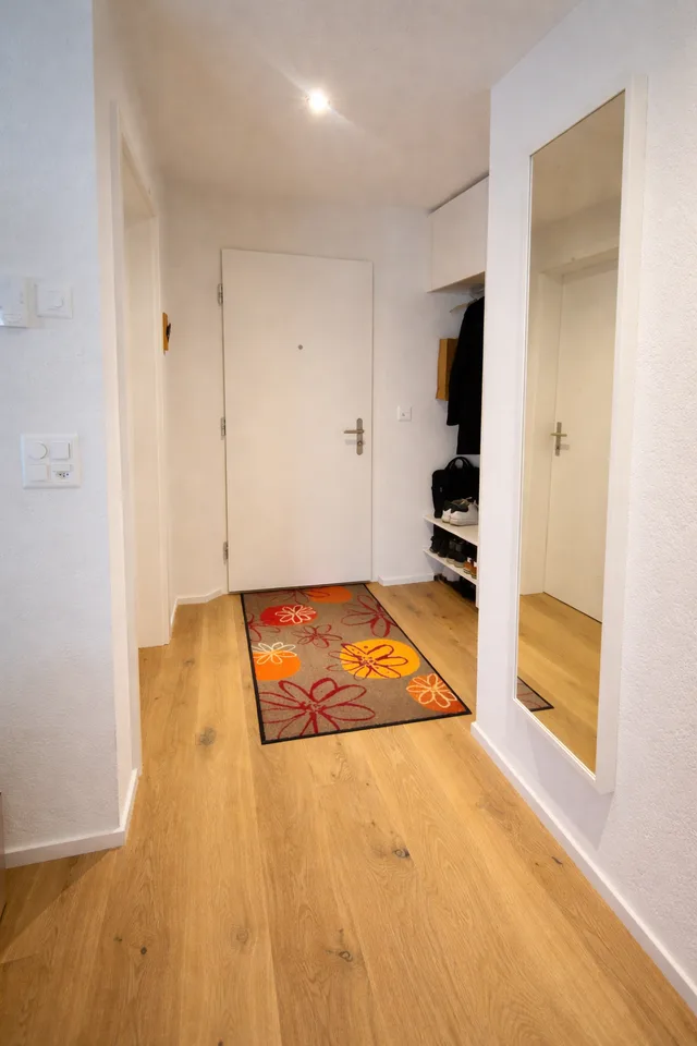 Moderne 4.5-Zimmer-Wohnung im Erdgeschoss in Konolfingen inkl. Doppeleinstellhallenplatz – Foto 3 von 20