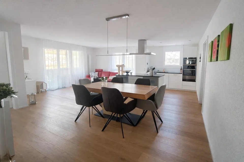 Moderne 4.5-Zimmer-Wohnung im Erdgeschoss in Konolfingen inkl. Doppeleinstellhallenplatz – Foto 5 von 20