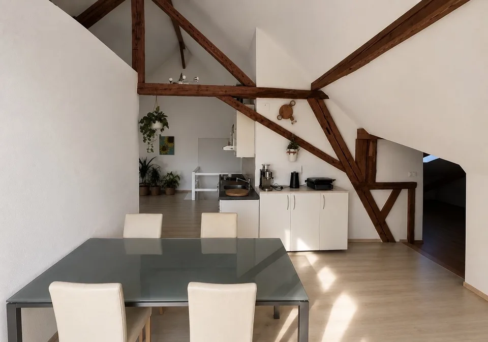110 m² attic apartment in Fischbach-Göslikon from 01.11