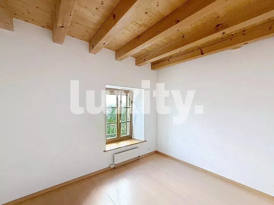 Magnificent 5.5-room duplex for rent in Yens ? close to Morges