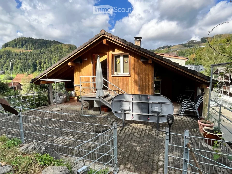 Charmante 3.5-Zimmer-Wohnung in Necker – Tierfreundlich & Familiengerecht