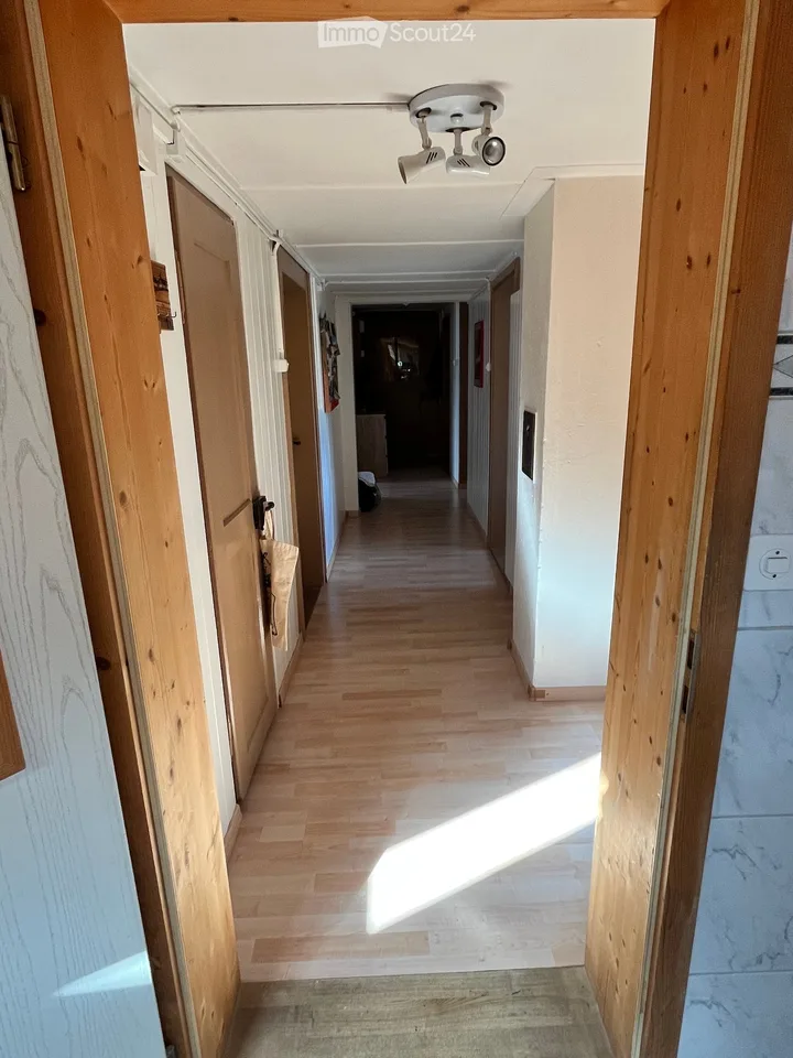 Charmante 3.5-Zimmer-Wohnung in Necker – Tierfreundlich & Familiengerecht