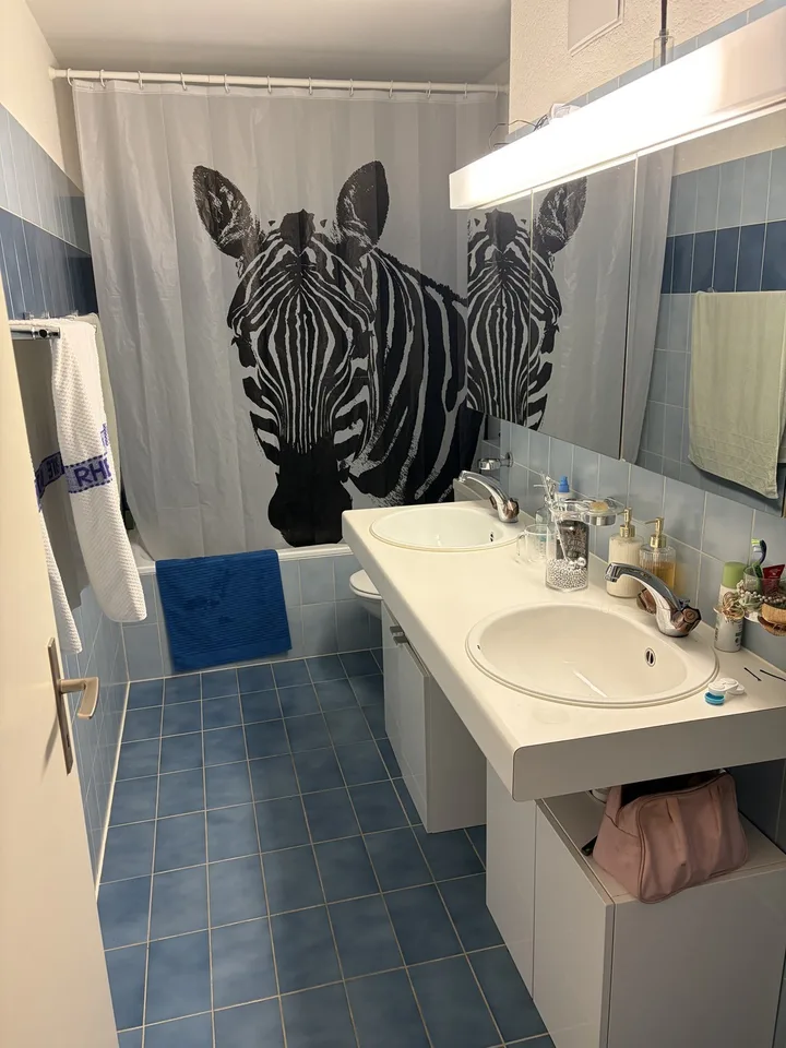 Room for rent 1 month.