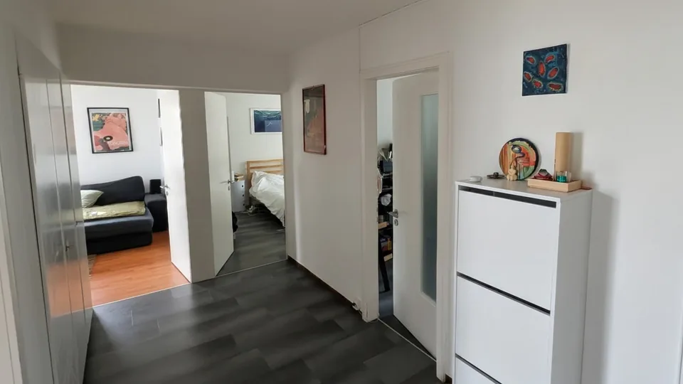4.5-Zimmer-Wohnung im Grünen mit Top-Anbindung
