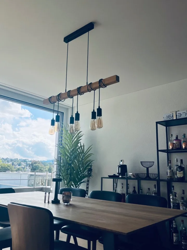 Möbliertes Zimmer in Dachgeschosswohnung (zum Untervermieten) Eigenes Badezimmer & 3 Terrassen | Zürich