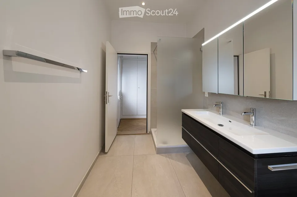 Renovierte Altbau-Wohnung 5 Minuten vom Bahnhof Basel und Tellplatz