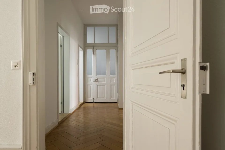 Renovierte Altbau-Wohnung 5 Minuten vom Bahnhof Basel und Tellplatz