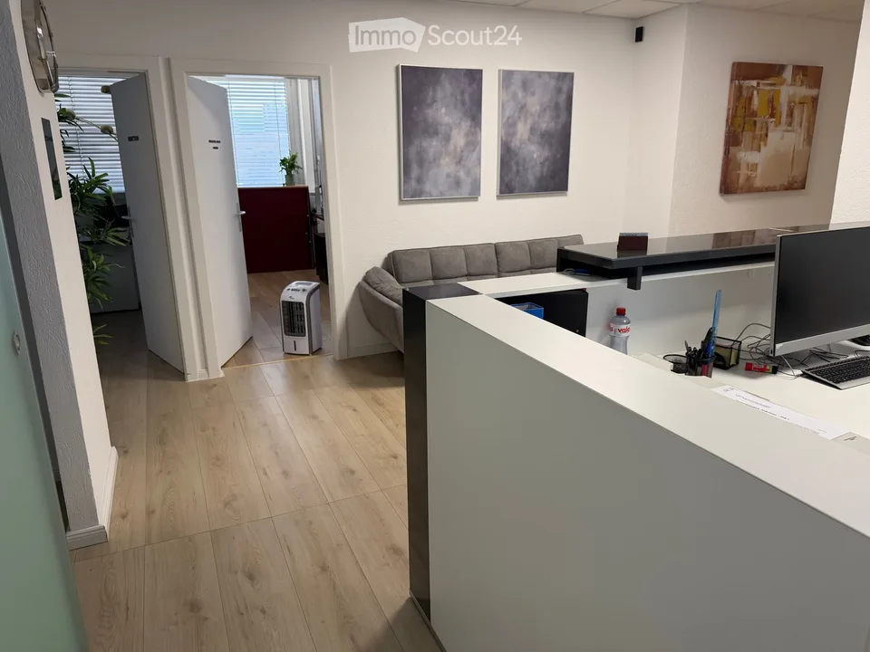 Modern 4-room office in Renens