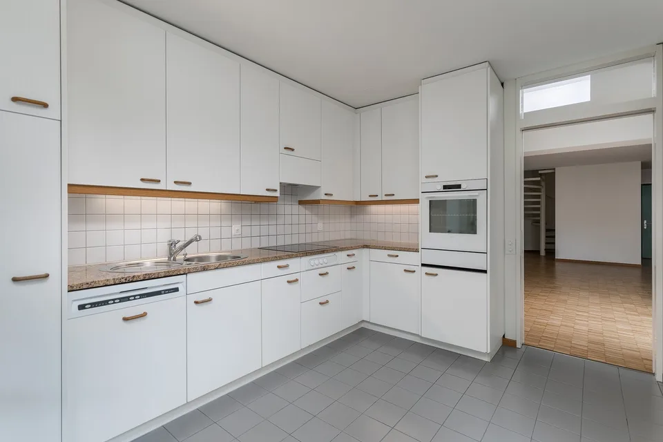 Room in 4.5-room maisonette in the heart of Zug
