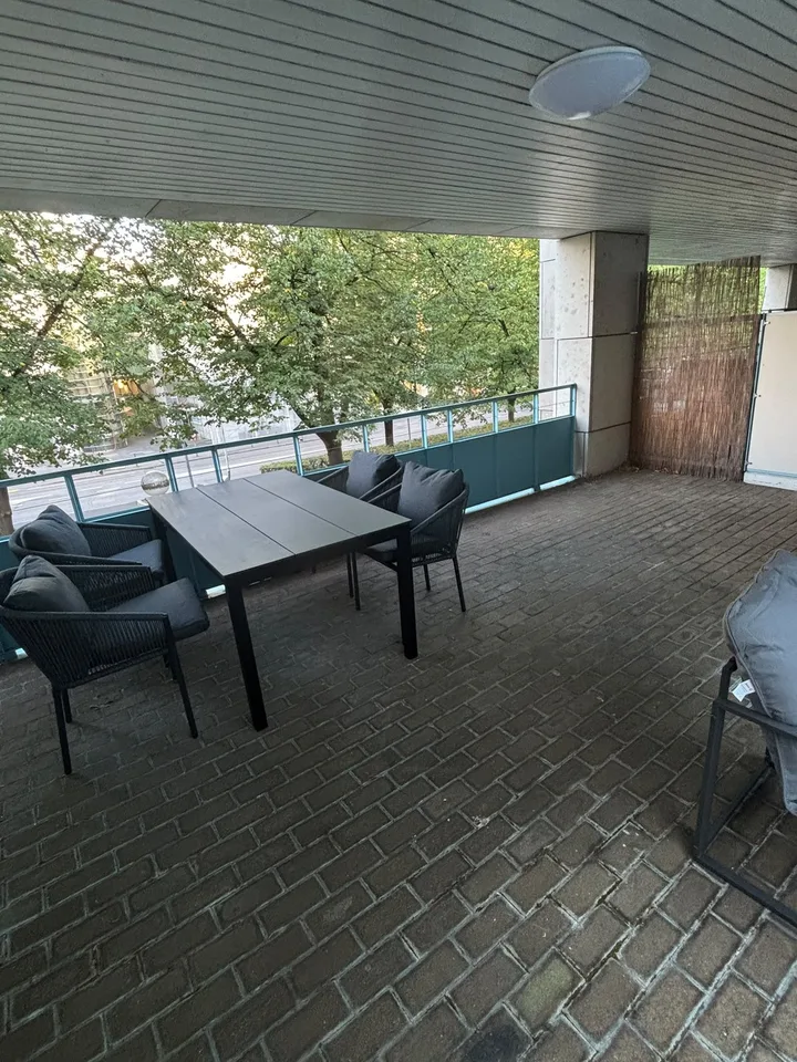 Room in 4.5-room maisonette in the heart of Zug