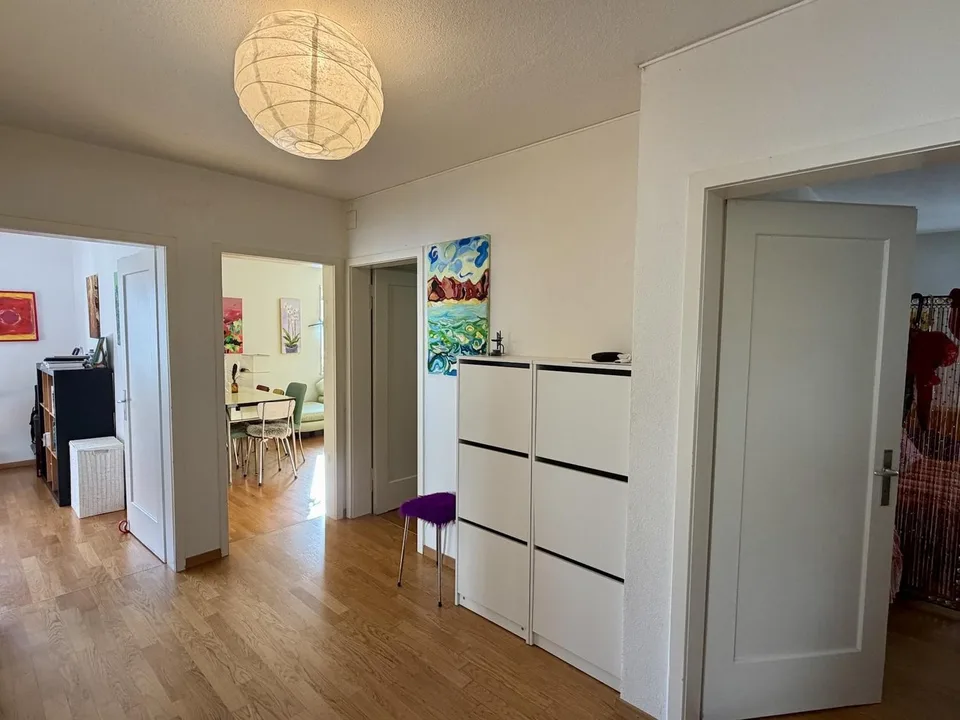 12.09.202631.05.2027 - Möblierte 3.5-Zimmer-Wohnung zur Zwischenmiete