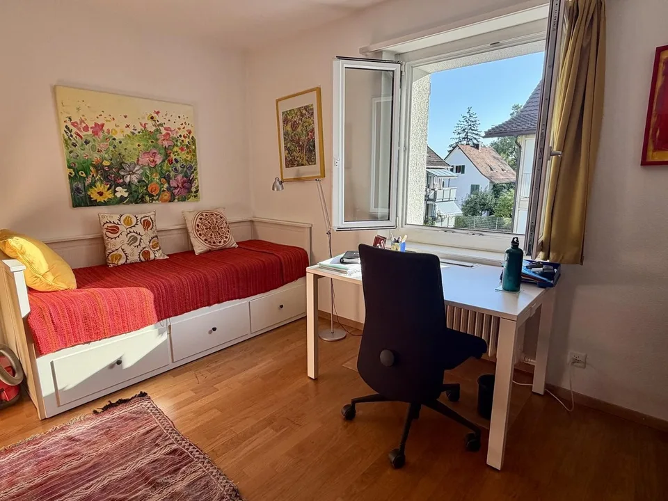12.09.202631.05.2027 - Möblierte 3.5-Zimmer-Wohnung zur Zwischenmiete