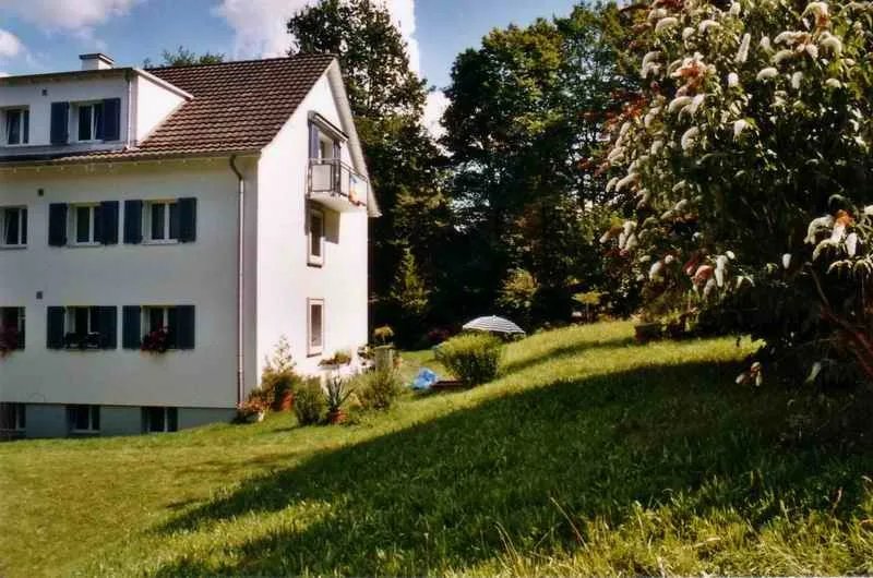 12.09.202631.05.2027 - Möblierte 3.5-Zimmer-Wohnung zur Zwischenmiete