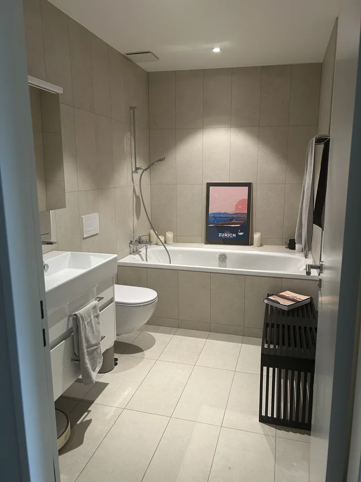 Exclusive 3.5-room rental apartment in Zürich-Höngg with panoramic view
