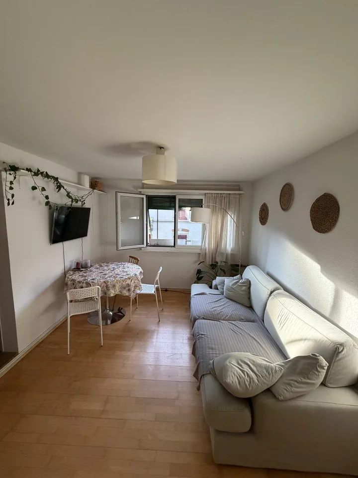 Camera in un appartamento condiviso nel centro città