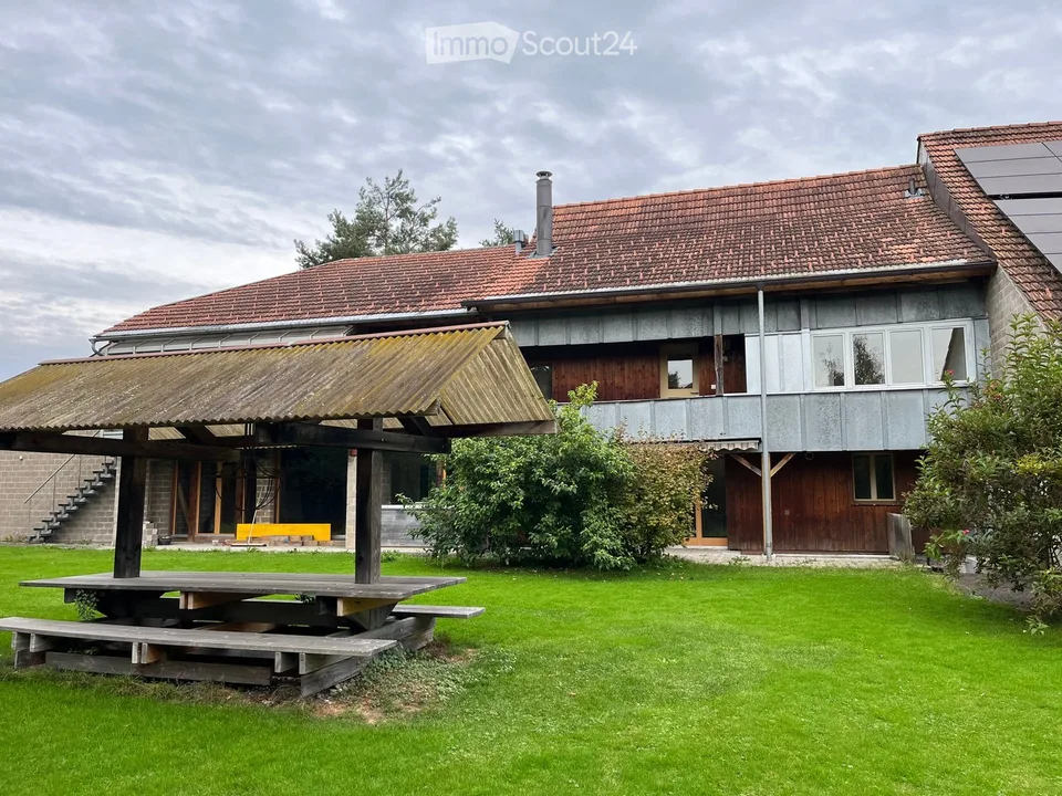 Deliziosa casa a schiera di 5,5 locali a Däniken