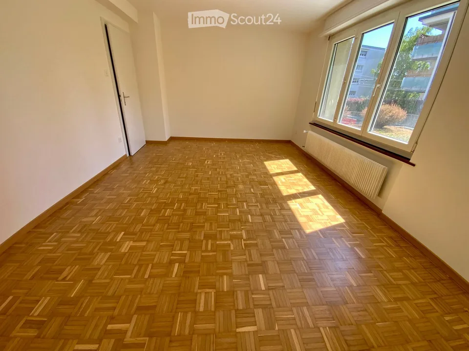 Wohnung mit 3 Zimmern renoviert