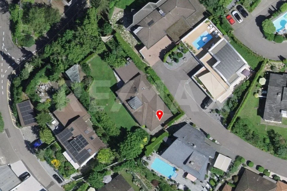 Bauland, 1'343 m², Bauzone W2A, Villen-Hanglage, unverbaubare Weitsicht, nahe A1 und Aarau – Foto 5 von 9