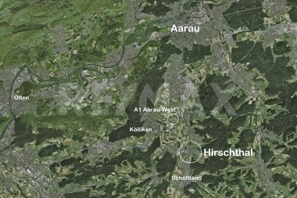Bauland, 1'343 m², Bauzone W2A, Villen-Hanglage, unverbaubare Weitsicht, nahe A1 und Aarau – Foto 8 von 9