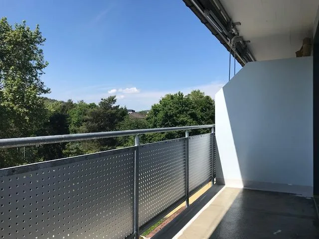 Moderne, attraktive Wohnung mit Balkon – Foto 6 von 7