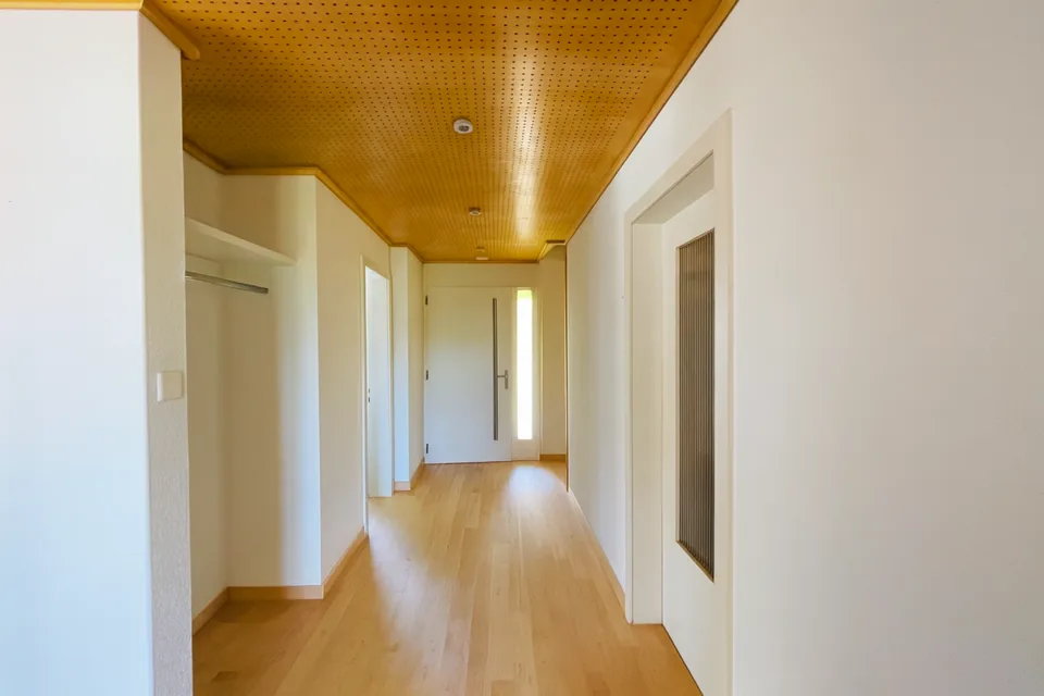 Lichtdurchflutetes Einfamilienhaus – Foto 6 von 14