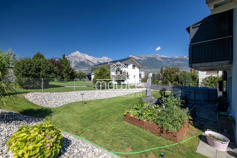 Einzelvilla mit 4 Schlafzimmern und großzügigem Keller! – Foto 2 von 26