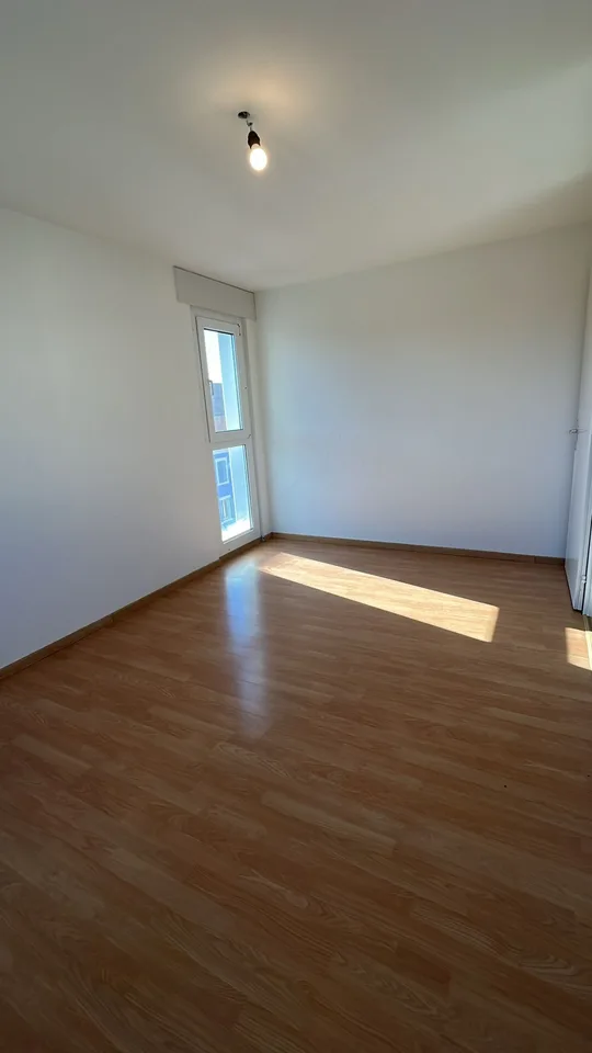 Spacious - bright - IDEAL FOR YOU! First month of rent offered! – photo 11 of 13