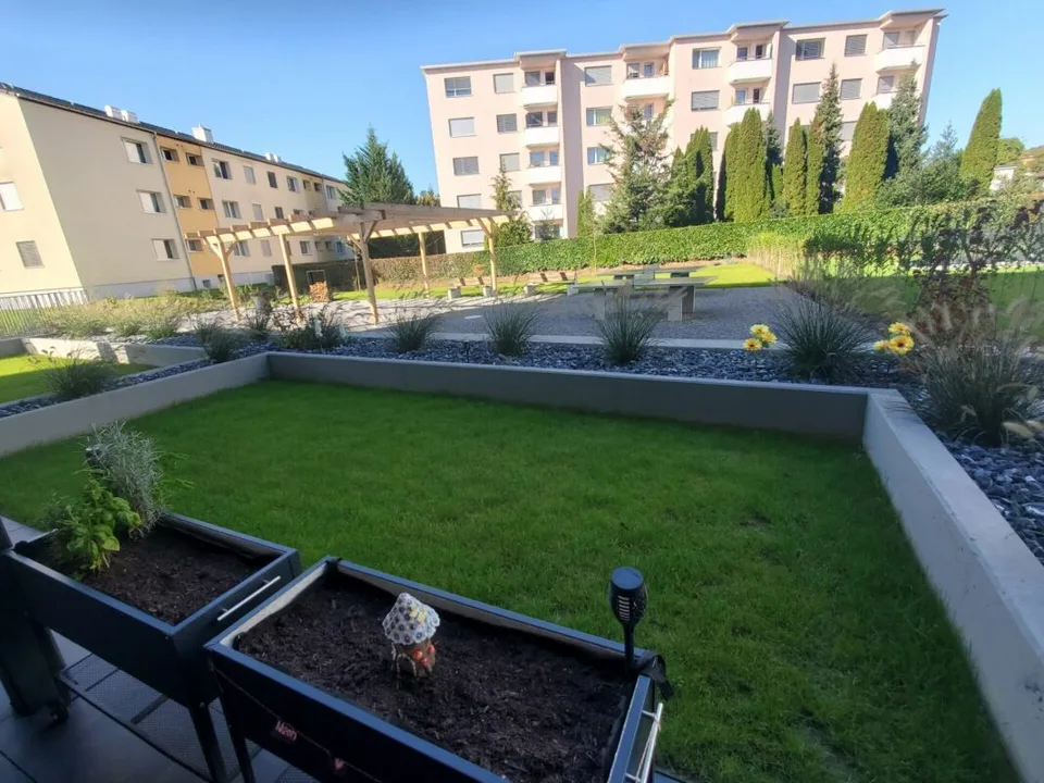 Modern 2.5-room garden apartment on the ground floor for rent