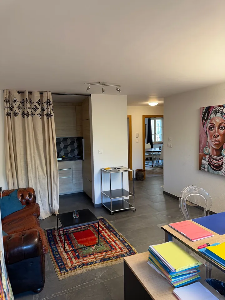 To share – professional premises in Estavayer-le-Lac, 500.- /month, to be discussed – photo 2 of 5
