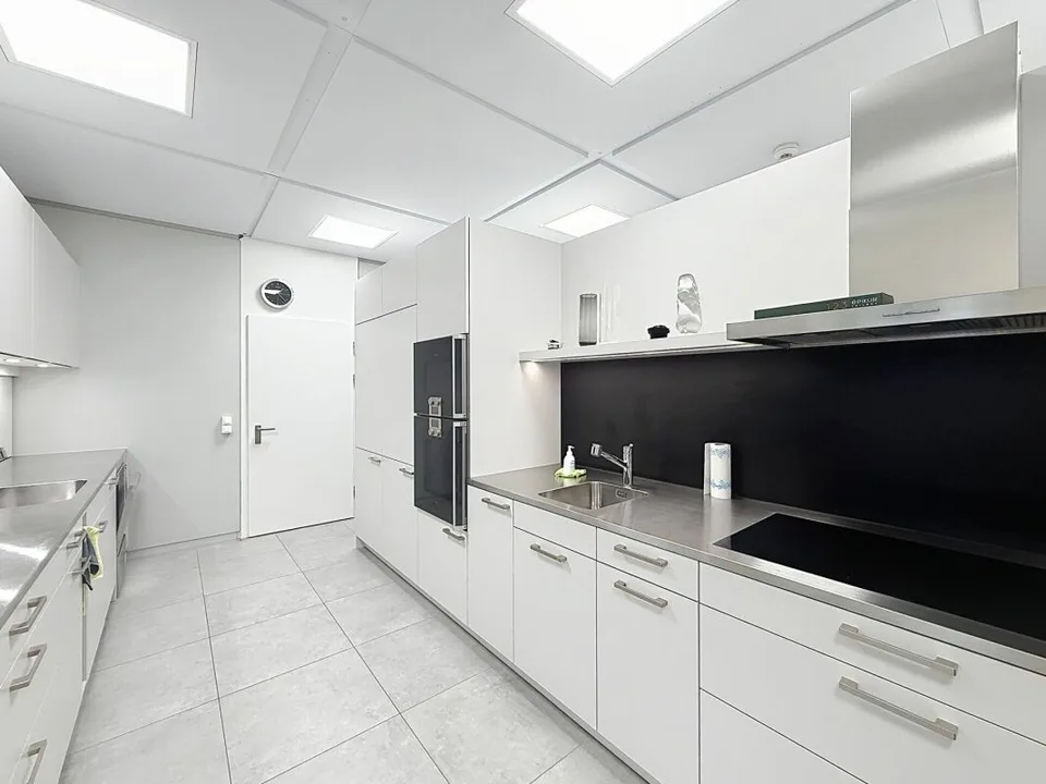 An bester Lage, Büro-Gewerberäumlichkeiten – Foto 8 von 14