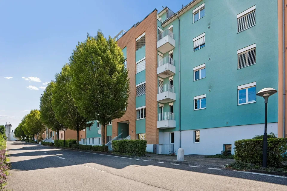 Charmante Gartenwohnung mit gedecktem Sitzplatz: Bahnhof in Gehdistanz – Foto 11 von 11