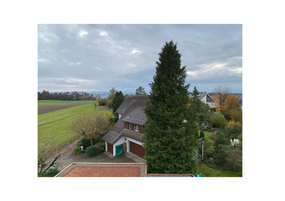 Moderne Dach-Maisonettewohnung mit Charme an ruhiger Lage – Foto 2 von 10