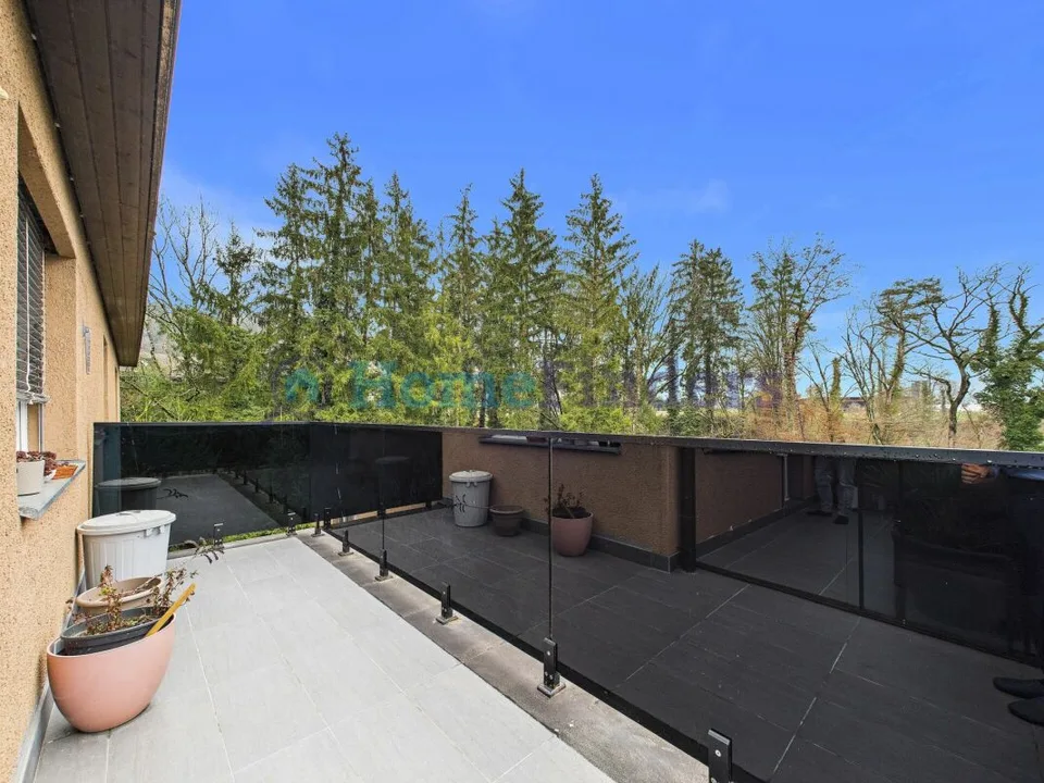 Spazioso con giardino privato e vista sul verde! – foto 15 di 17