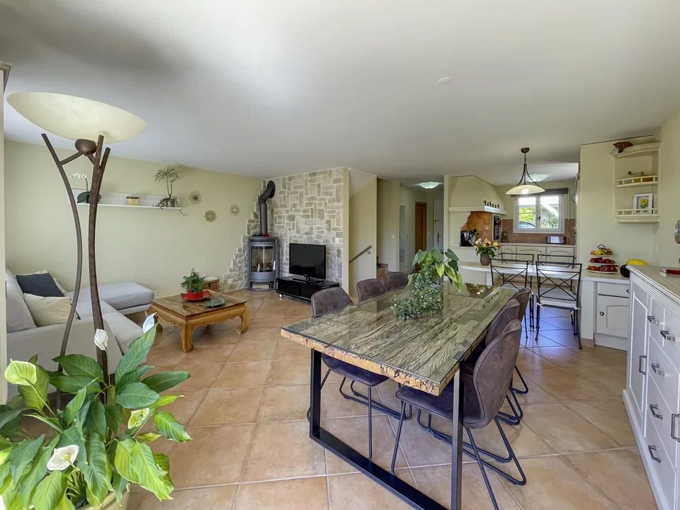 Beautiful Semi-Detached House, Furnished - Fixed-Term Rental (November 1, 2026 to June 30, 2027)